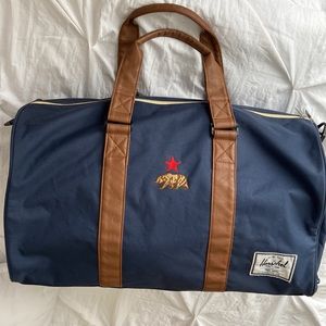 Herschel Novel Duffel Bag, Blue/Saddle Brown, Classic 42.5L